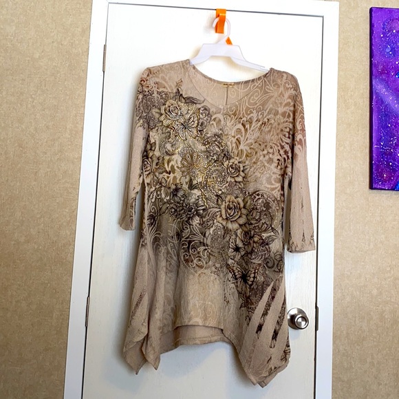 A beautiful artistic shirt ready to be worn and seen # vintageisthenew - Picture 2 of 4